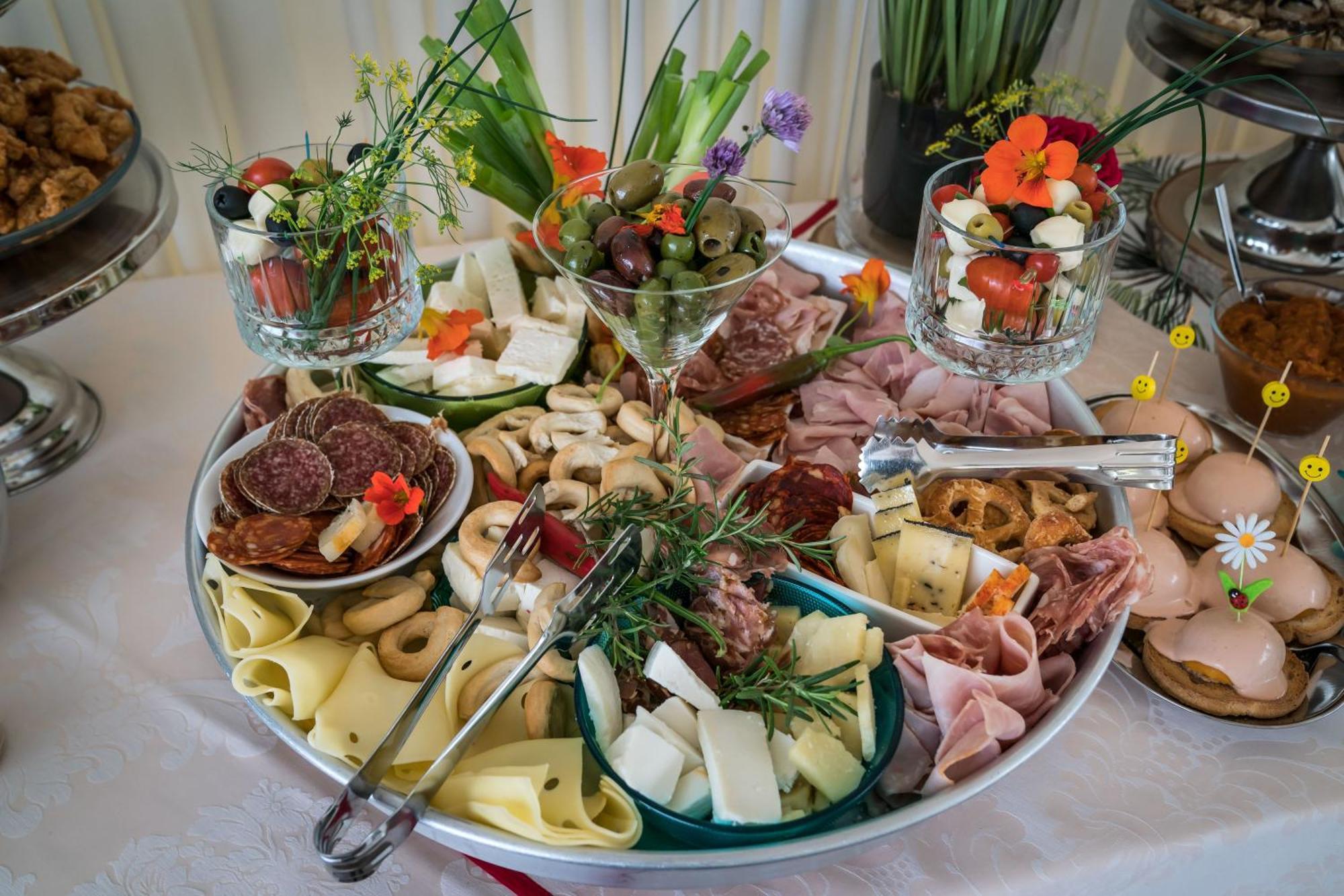 Stupina Hotel Brasov Ngoại thất bức ảnh