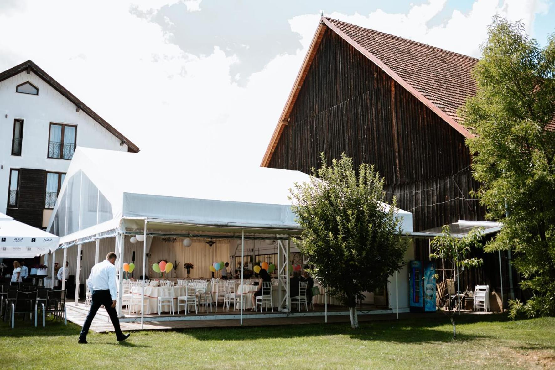 Stupina Hotel Brasov Ngoại thất bức ảnh