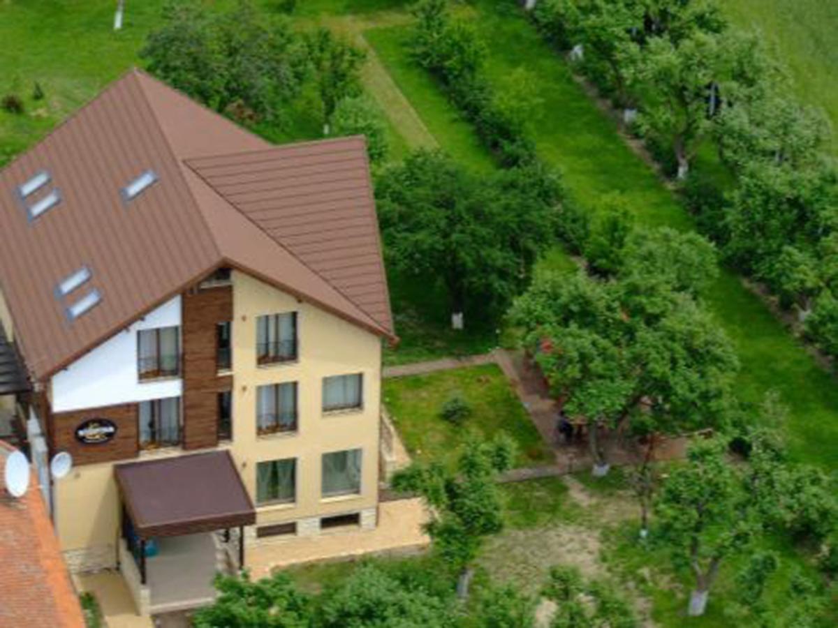 Stupina Hotel Brasov Ngoại thất bức ảnh